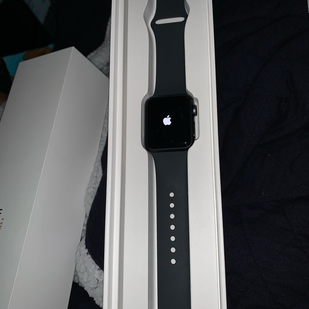 Apple watch series 3